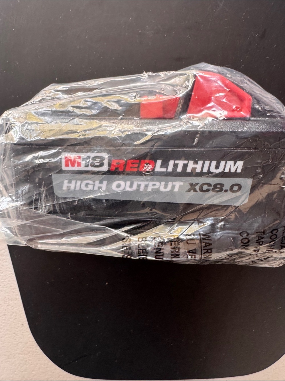 Milwaukee M18 HIGH OUTPUT XC8.0 8.0Ah Battery 48-11-1880 NEW - Picture 2 of 2